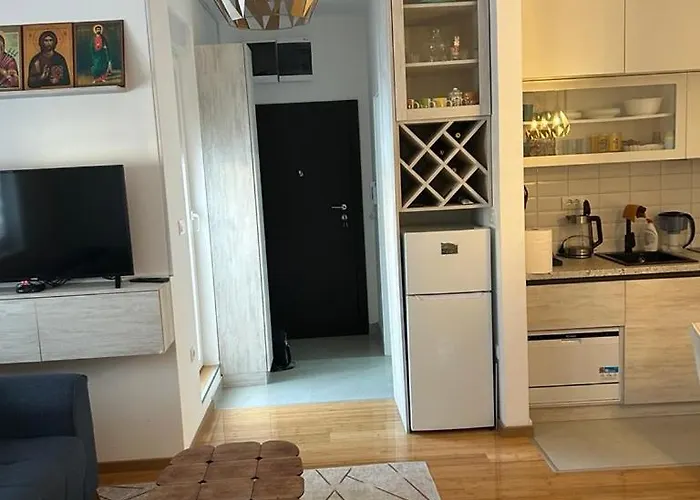 10 アパート ズラティボール